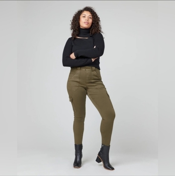 SPANX Pants - Spanx Olive Green Stretch Twill Ankle Cargo Pants Size 2X/2T
